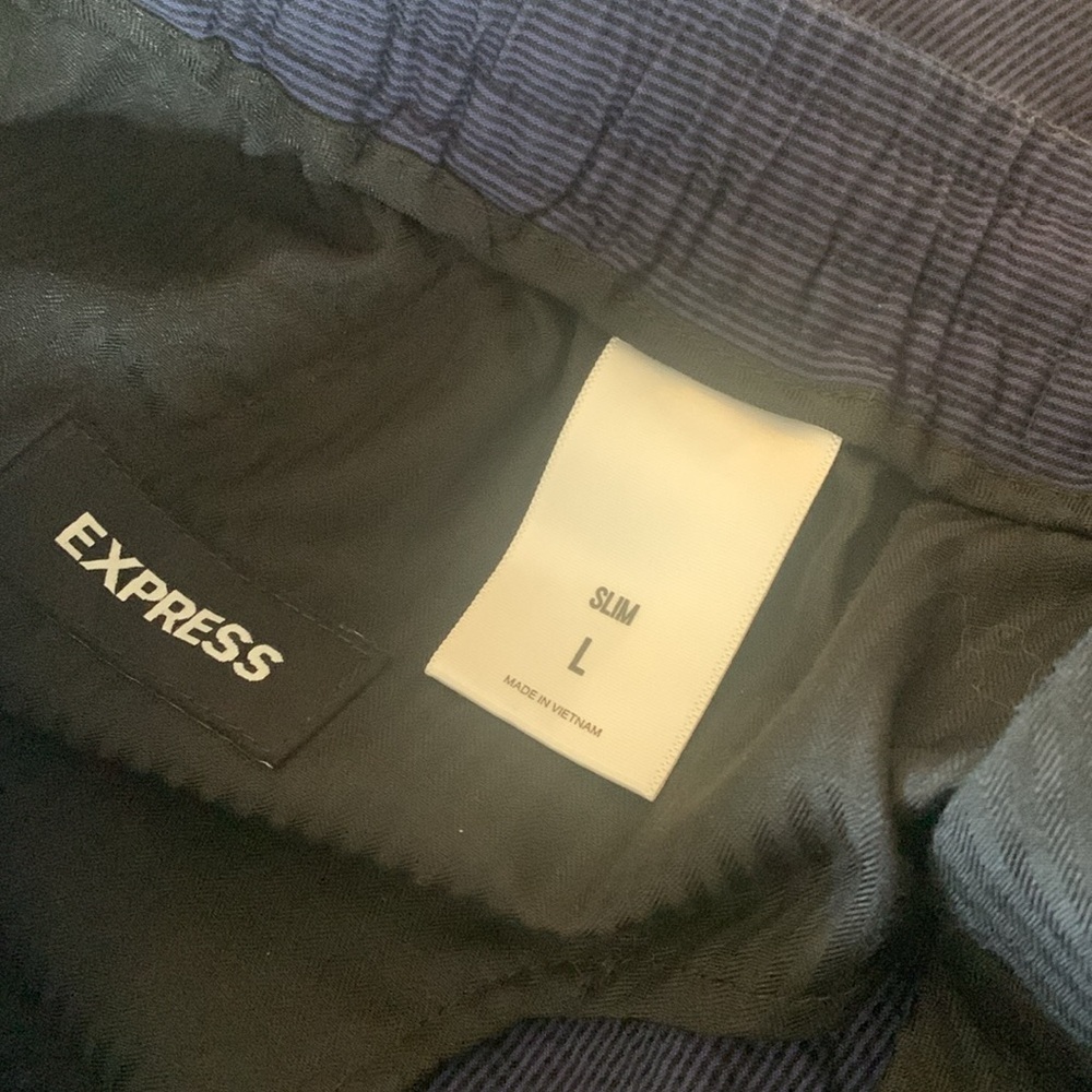 Pants - Picture 4 of 6